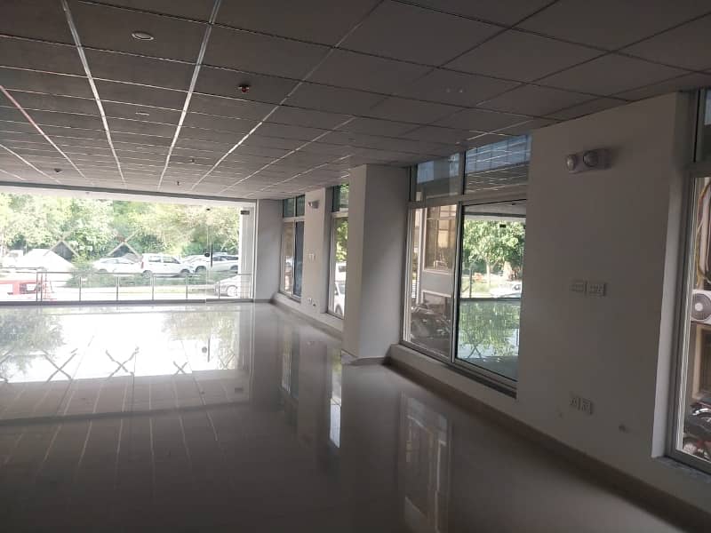 F-11 markaz 8000sqft Office Space for Rent in F-11 Islamabad 10