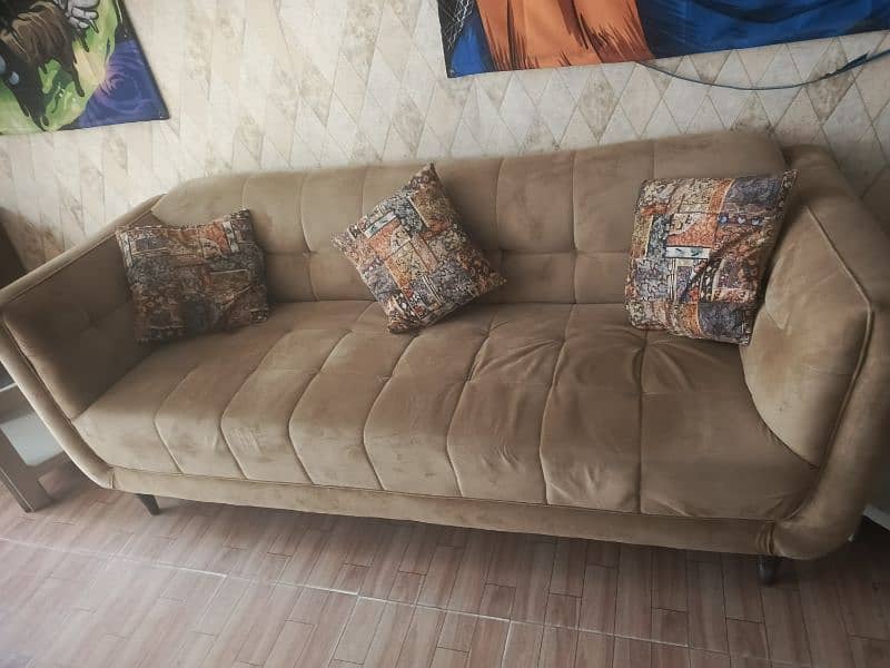 Velvat sofa 0