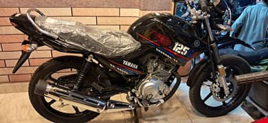 YAMAHA YBR 125G (2023/10) BRAND NEW CONDITION