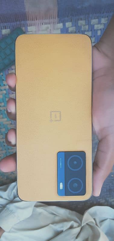 OnePlus N20 SE 0