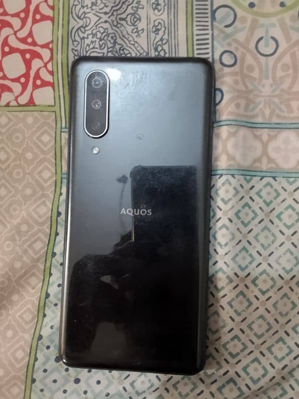 Sharp Aquas zero basic 5g non pta 4