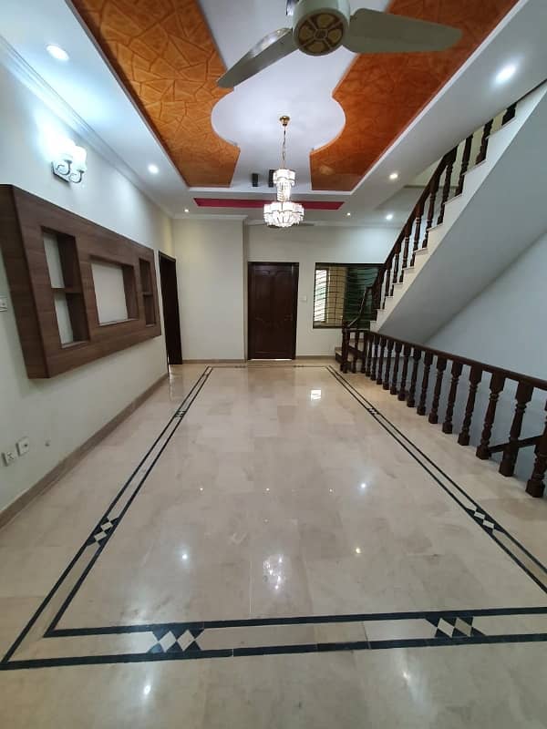 7 Marlas Upper Portion Prime Location Near Market and Mosque G-13 0