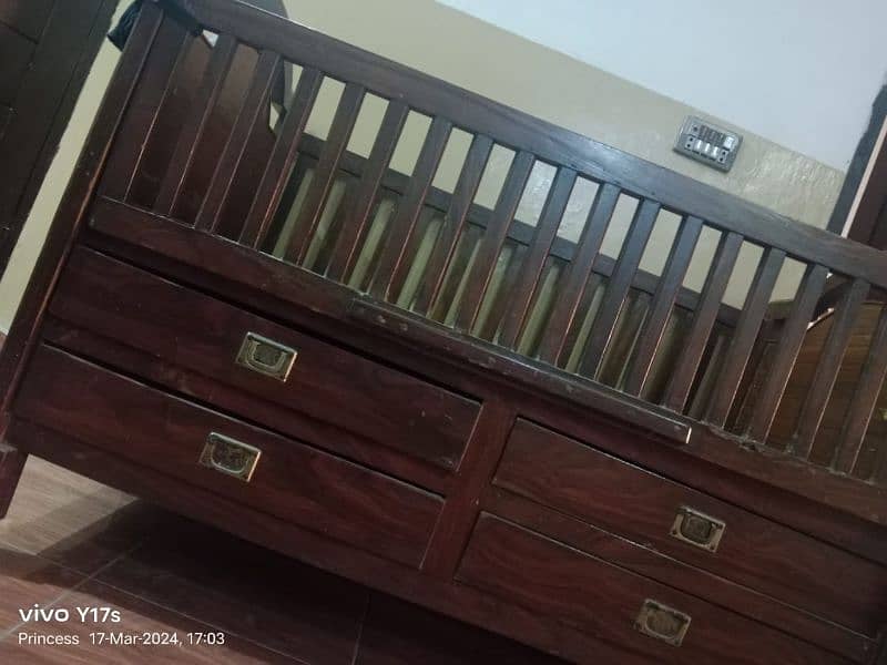 Kids baby cot 0