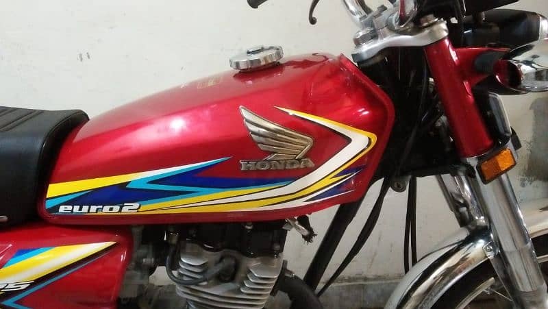 Honda 125 2019 modal bio matic majood hai 15