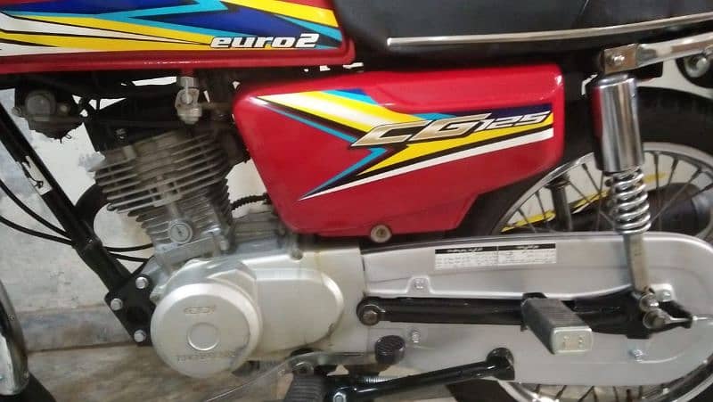 Honda 125 2019 modal bio matic majood hai 17