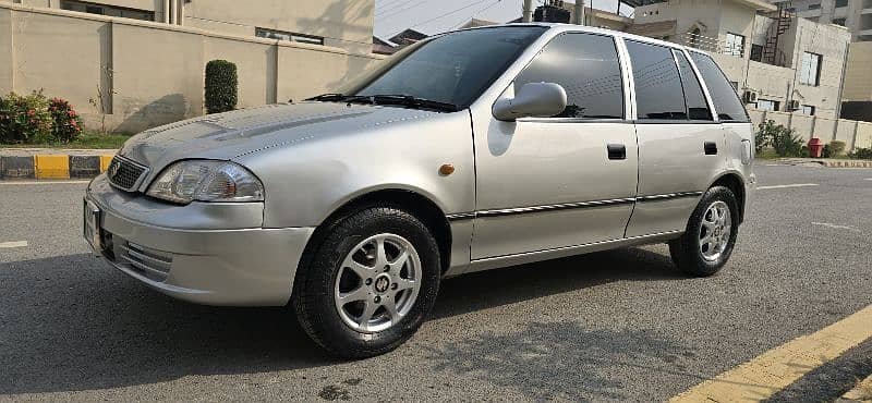 Suzuki Cultus VXL 2005 1