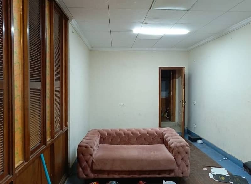 8 Marla 1st Floor Office For Rent In DHA Phase 3,Block Y, Lahore. 1