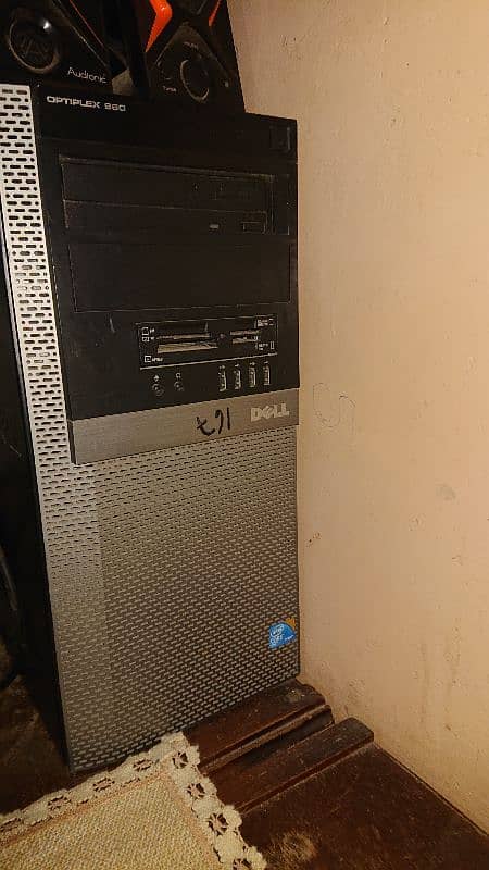 dell core 2 due 960 4 gb rem 80 gb drive with 17” lcd 3