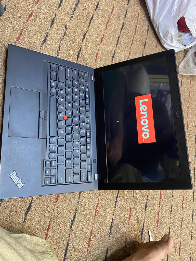 lenovo x280 thinkpad 16gb 10/10 , 1