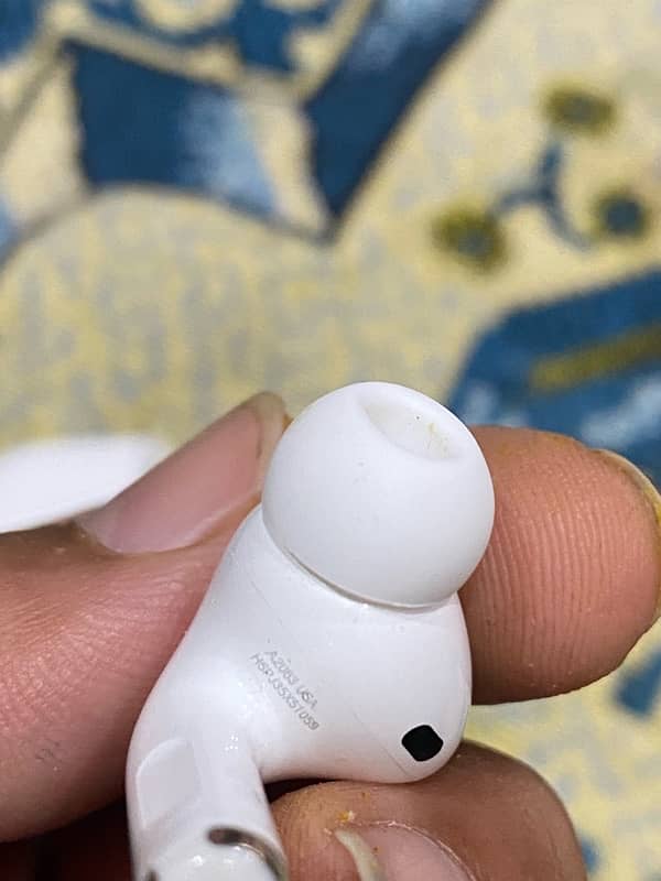 Airpods pro  orignal apple airpods pro 1st gen orignal hain origna 2