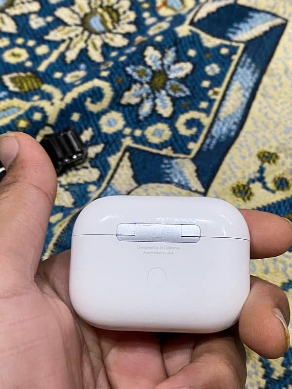 Airpods pro  orignal apple airpods pro 1st gen orignal hain origna 3