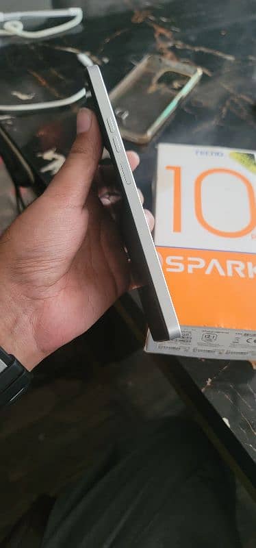 TECNO SPARK 10 PRO 8+8/256 4