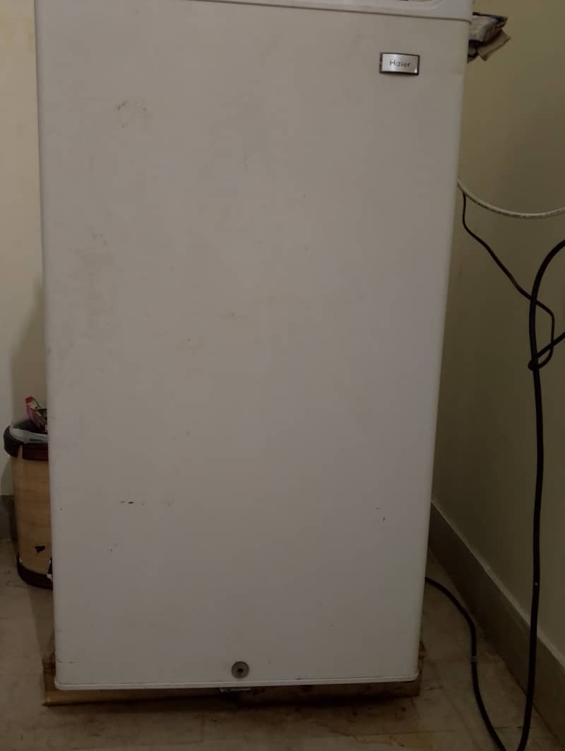 Haier mini fridge room fridge 4