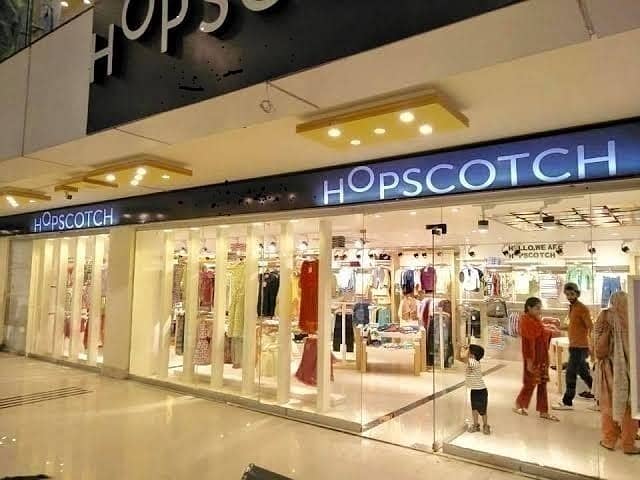 Best Shops For Sale in Commercial Hub precinct 18 Bookings From 10 Lacs Flats Villa Plots 6