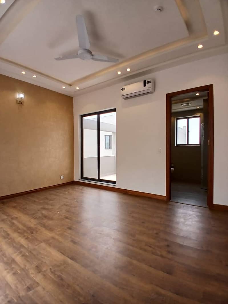 DREAM HOME OFFERS 10 Marla House Is Available For Rent In DHA Phase 5 Lahore At Prime Location 16