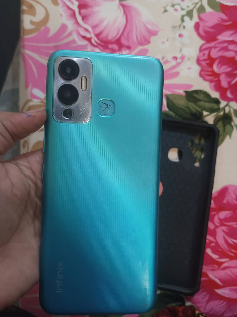 I'm selling my Infinix hot play 12 1