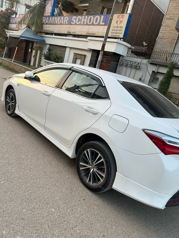 Toyota Corolla Altis 2021 3