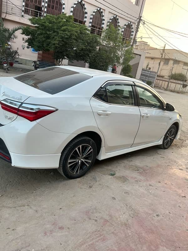 Toyota Corolla Altis 2021 4