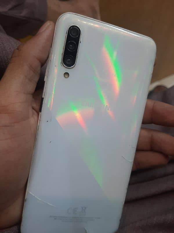 Samsung Galaxy A30s 0