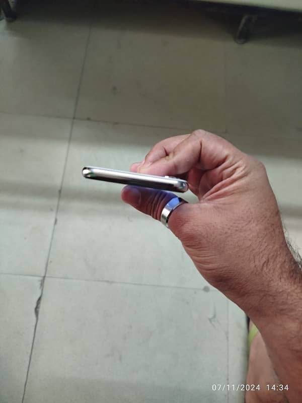 IPHONE X 256GB PTA APPROVED 4