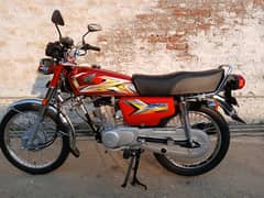 HONDA 125 RED COLOR