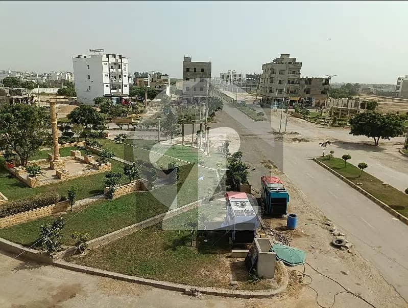 200 yards plot for sale in falaknaz dreems 1