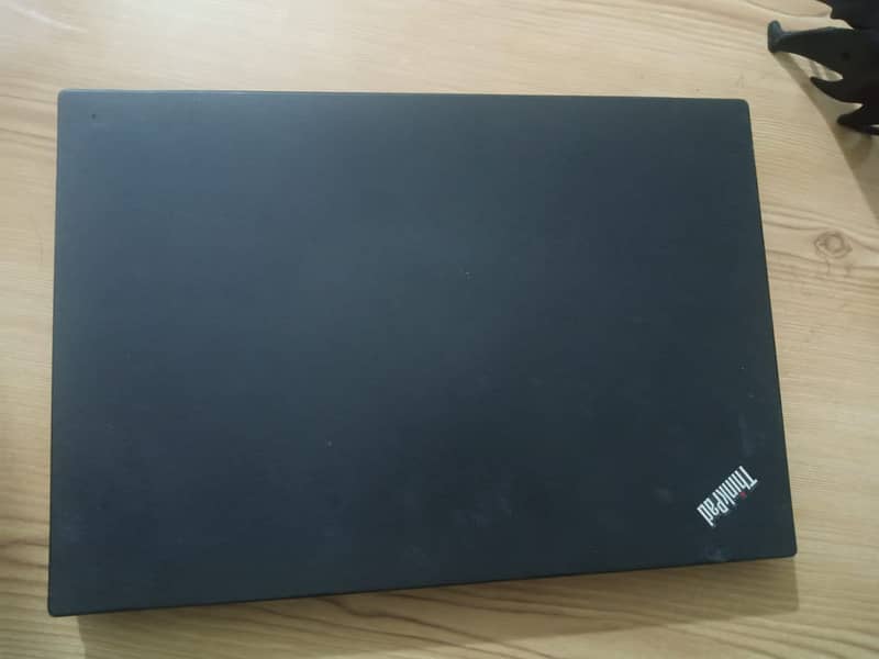 Lenovo Ultrabook T460 - Intel Core i5, 8GB RAM, 256GB SSD, 7