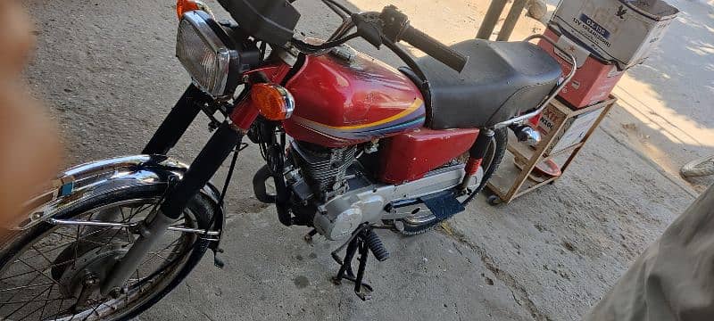 Honda CG 125 2012 model 7