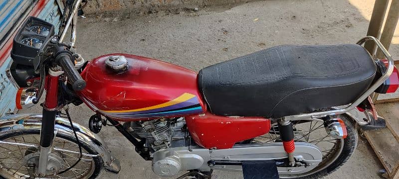 Honda CG 125 2012 model 9