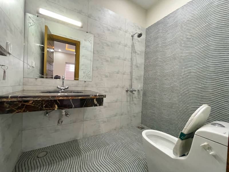 7 Marla Lower Portion For Rent In Bahria Town Rawalpindi 5