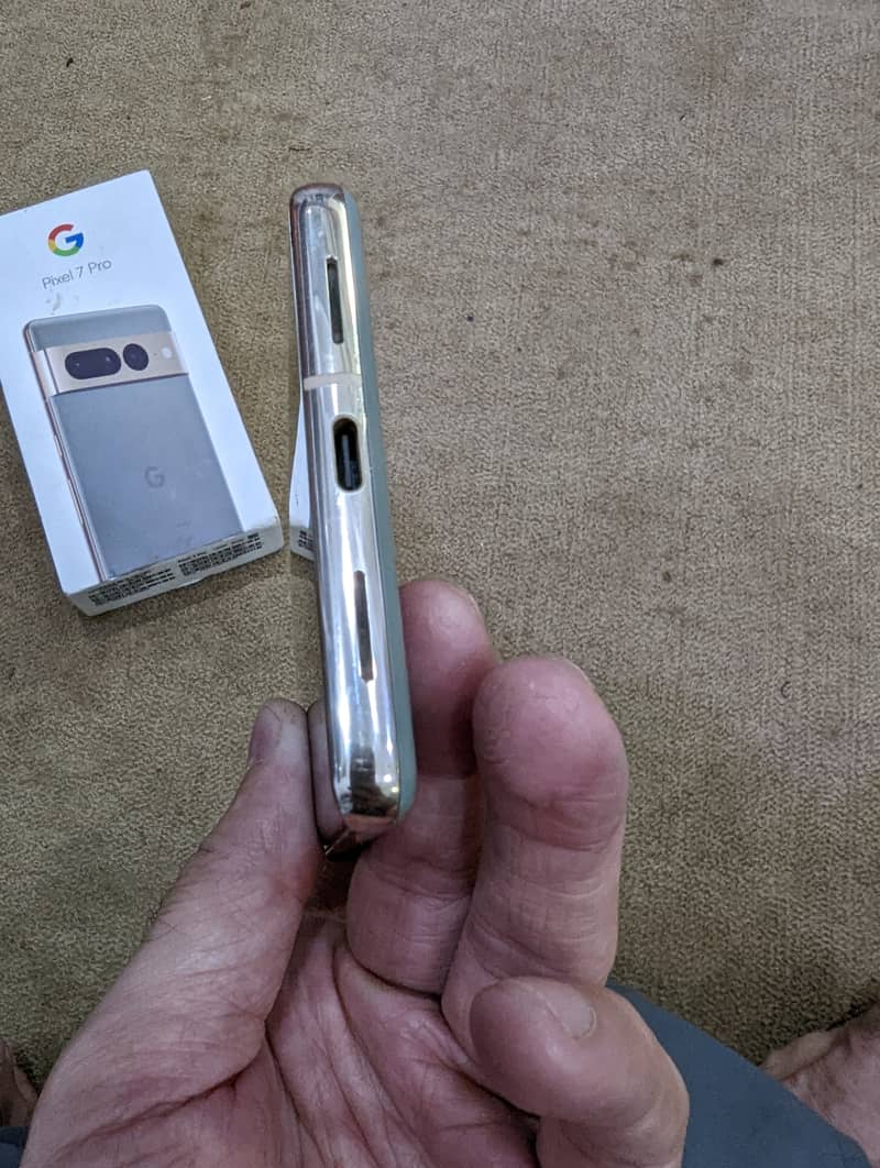 Google Pixel 7pro Display damaged 5