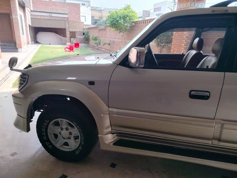 Toyota Landcruiser Prado TZ 1996 3