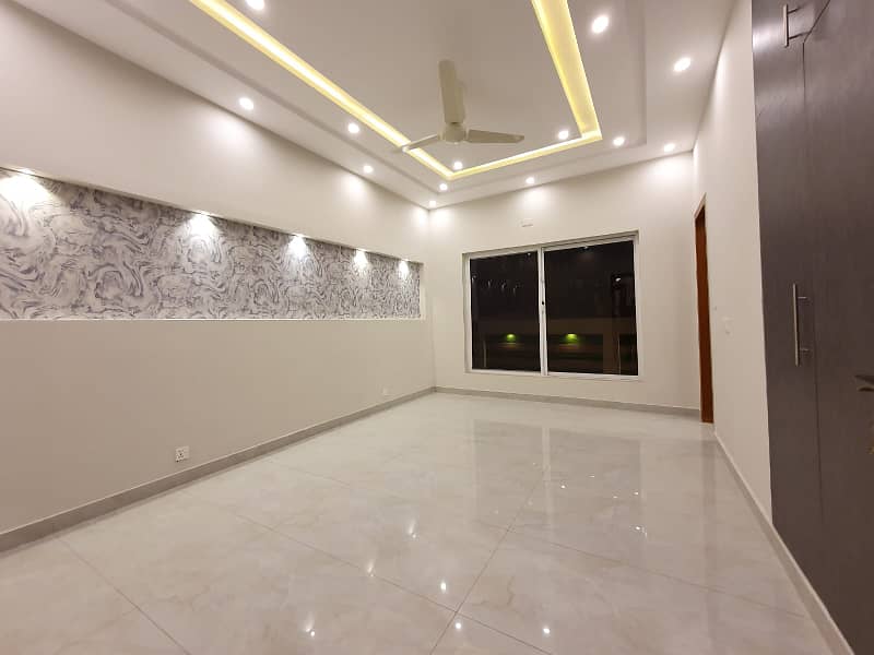 10 Marla House For Rent In Bahria Town Phase 8 Rawalpindi 9