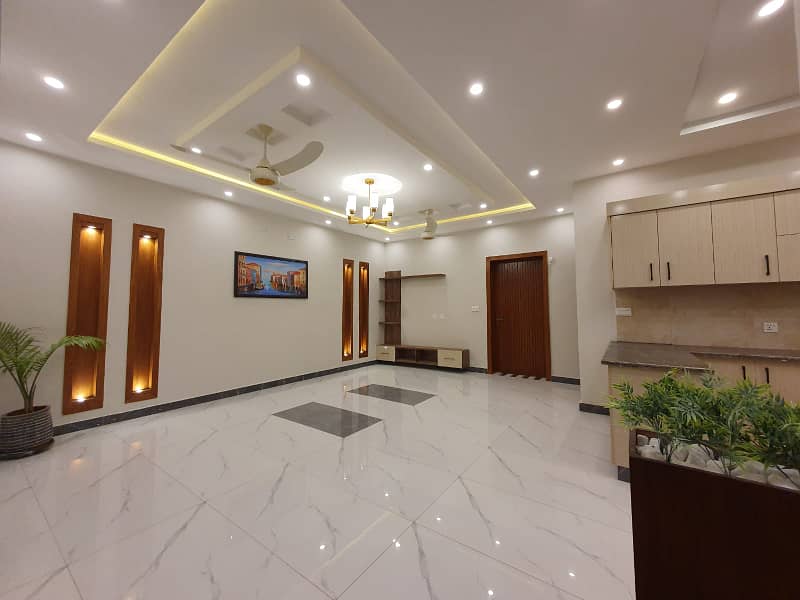 10 Marla House For Rent In Bahria Town Phase 8 Rawalpindi 20