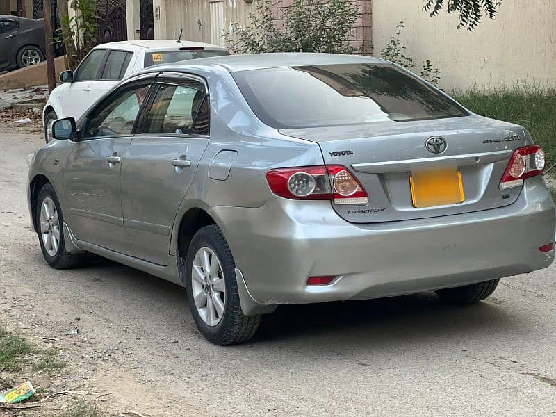 Toyota Corolla Altis 2012 4