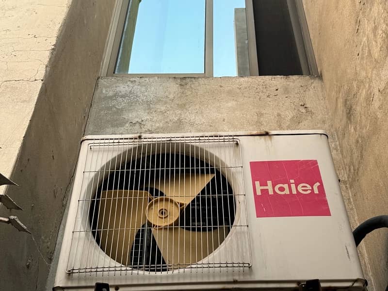 Haier split AC 1.5 ton 2