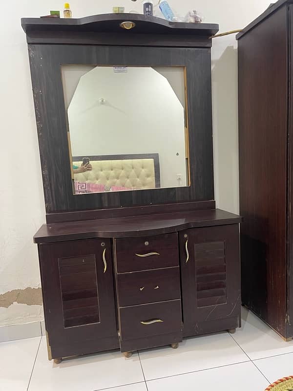 brown dressing table 5