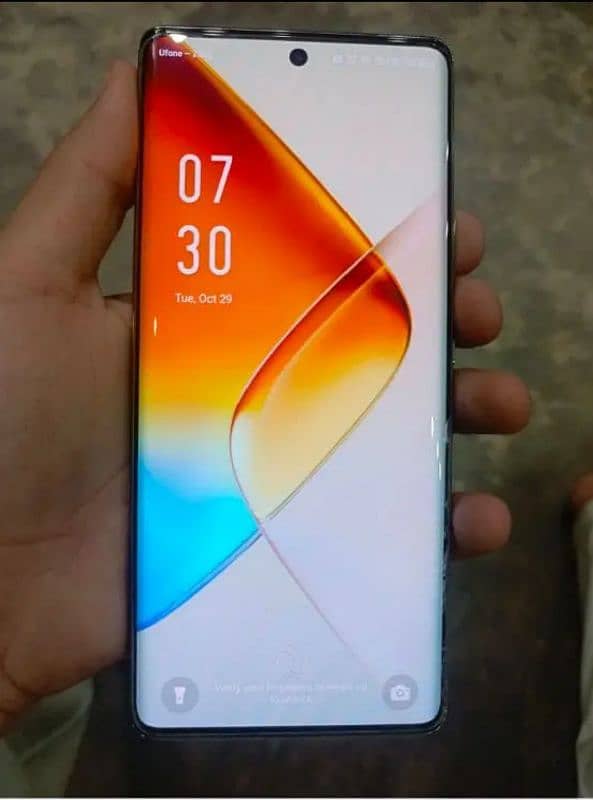 infinix note40 pro 24gb Ram 256gb Rom 70wart fast charg 3