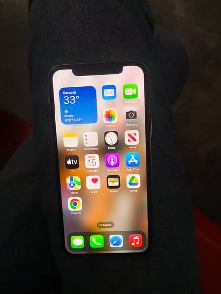 IPhone 11 Pro 4