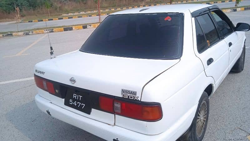 Nissan Sunny B13 6