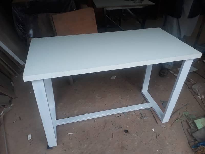 office table / executive table / workstation factory rate 4