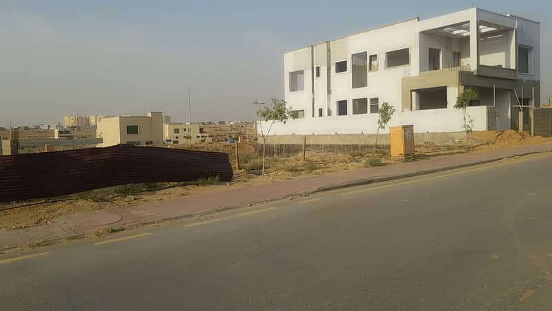 272sq yd plot in Precicnt-6 FOR SALE. Most developing precicnt of BTK near Bahria Heights 24