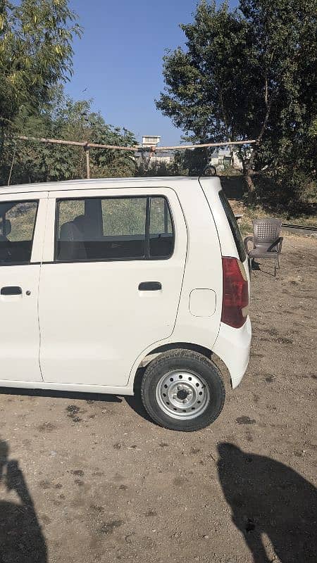 Suzuki Wagon R 2017 3