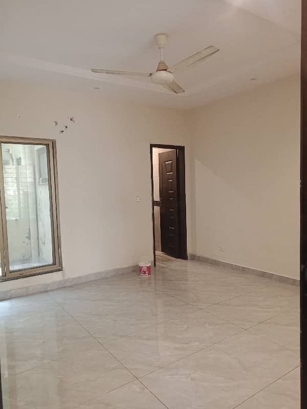 4 marla seperate gate lower portion for rent in psic society near lums dha lhr 3