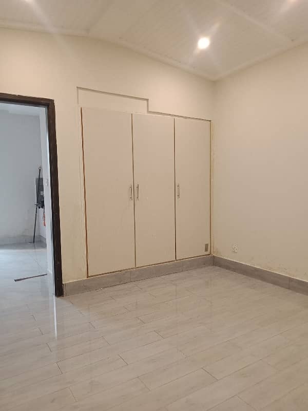 4 marla seperate gate lower portion for rent in psic society near lums dha lhr 6