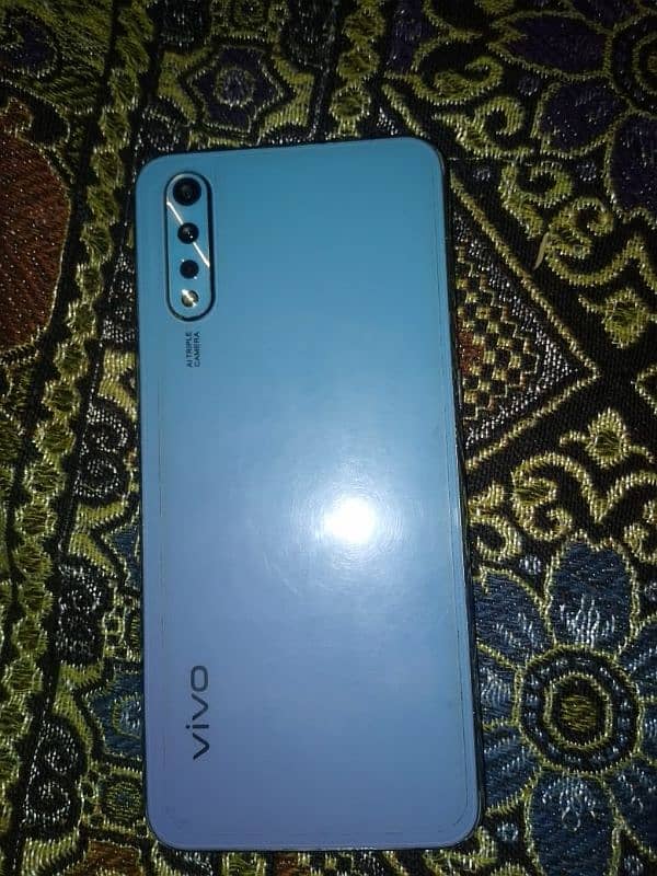 vivo S1 8 256 only mobile penal chng butt Ach finger Wala dalwa ha 4