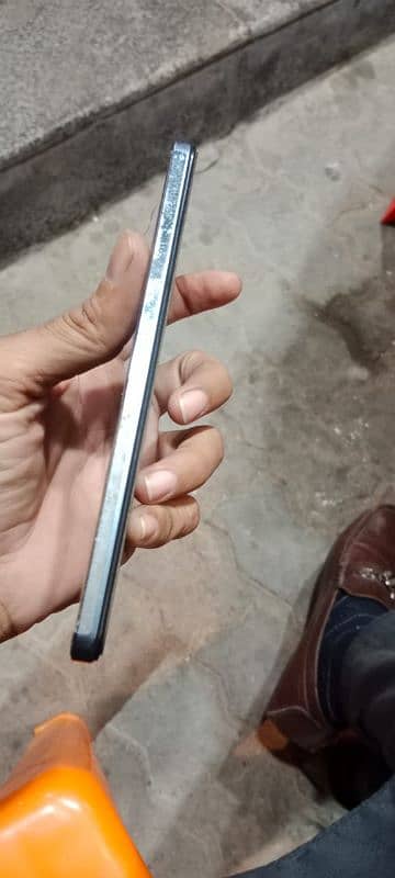 vivo v27e Condition 10/10 all ok urgent sale only 2 month use full box 4