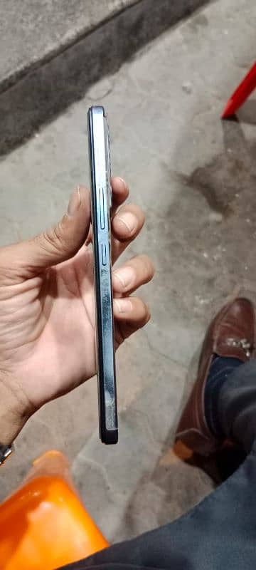 vivo v27e Condition 10/10 all ok urgent sale only 2 month use full box 5