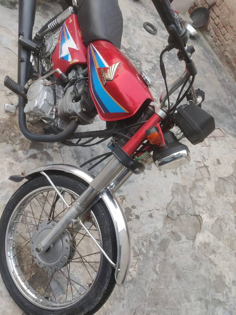 Honda CG 125 2008 bilkul saaf conditio  03254500046n 2