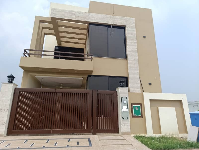 Facing Park 5 Marla Brand New House For Sale In Golf View Residence Phase 1 Bahria Town Lahore 0